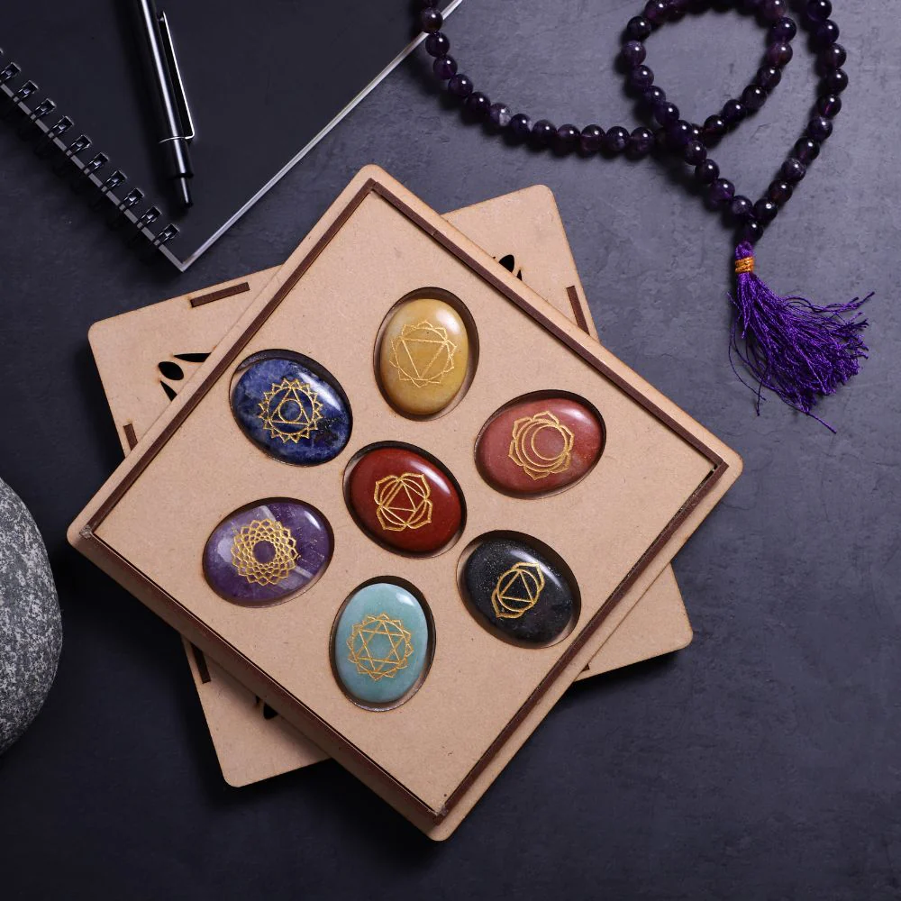 7 Chakra Palm Stone Set - Image 4